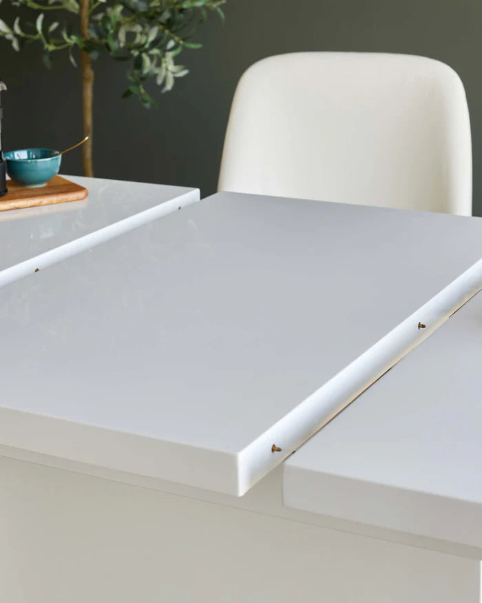 Sanza Extending Dining Tables