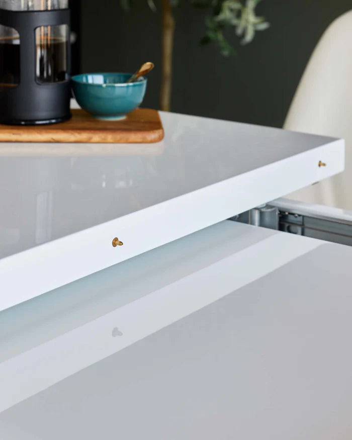 Sanza Extending Dining Tables