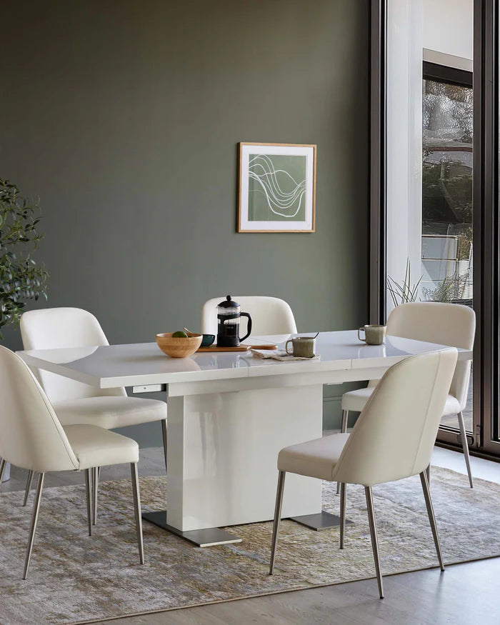 Sanza Extending Dining Tables