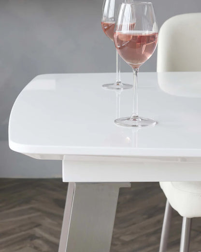 Assi Extending Dining Tables
