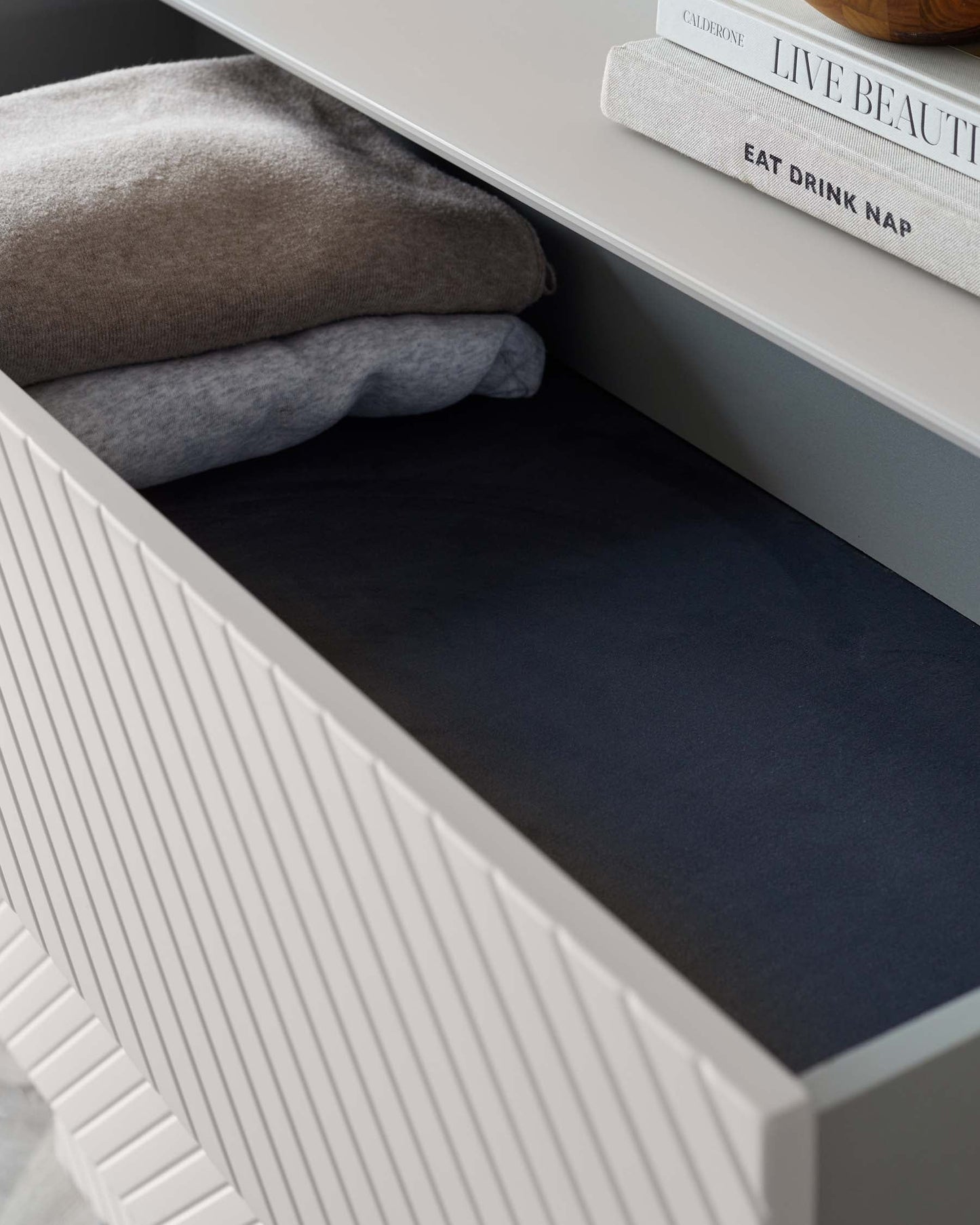 Noah Chest Of Drawers