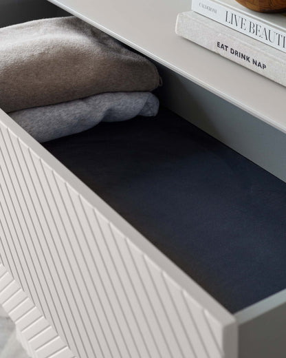 Noah Chest Of Drawers