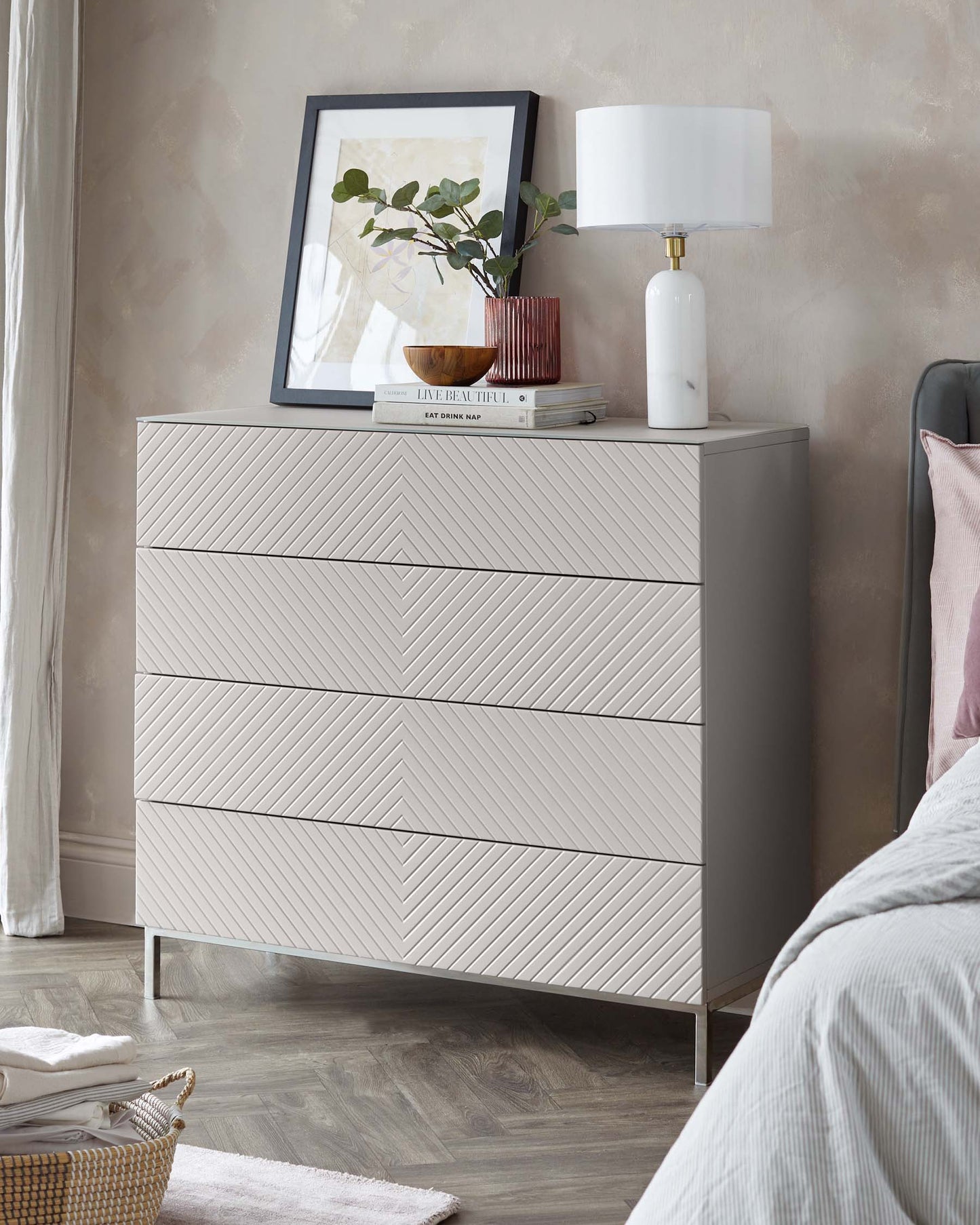 Noah Chest Of Drawers