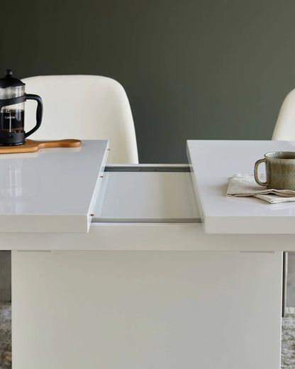 Sanza Extending Dining Tables