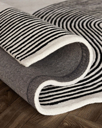 Abstract Lines Rust and Cream Wool Large Rug