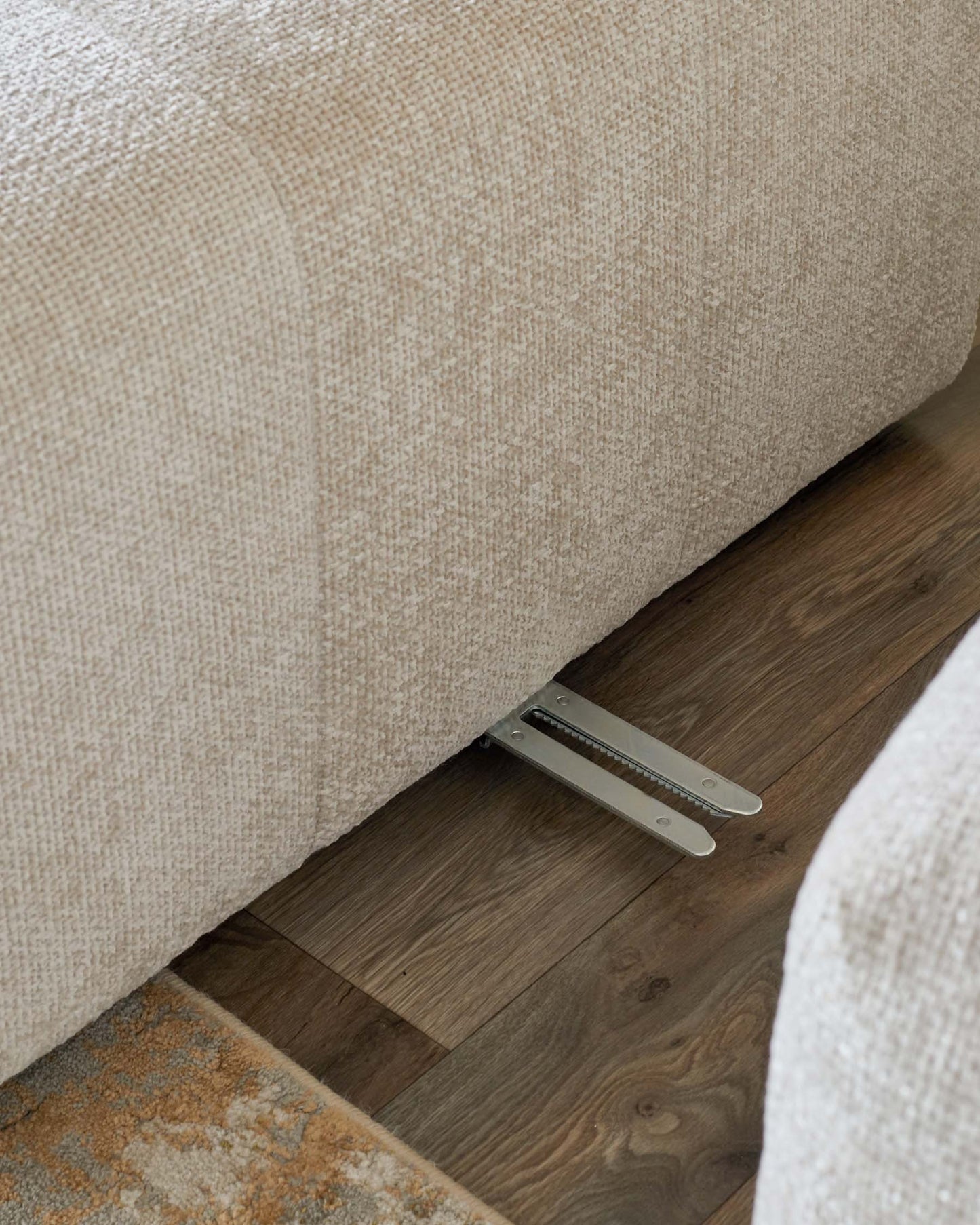 Lillian Right Hand Corner Chaise Sofa