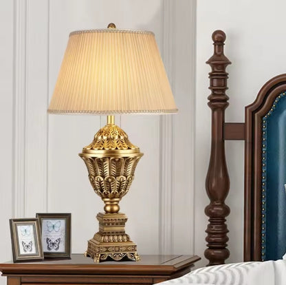 Louvre European Style Table Lamp